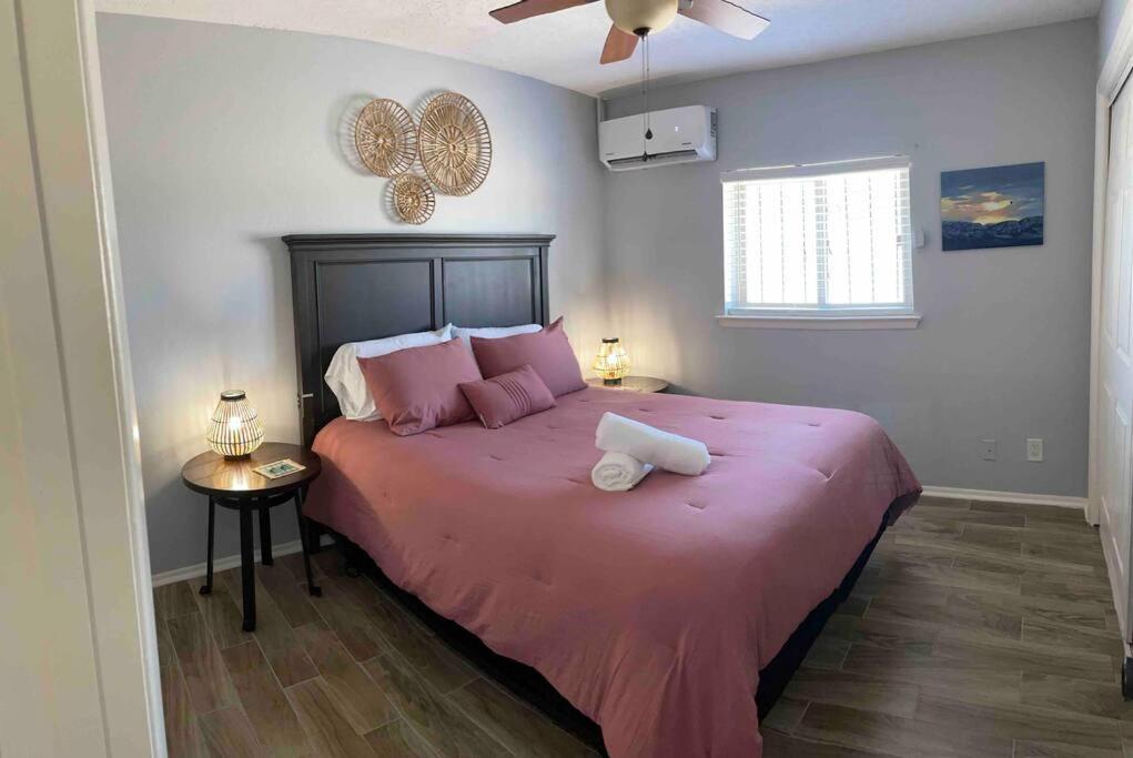 Comfy, Contemporary Quiet Retreat Vacation Home With Views 阿尔伯克基 外观 照片